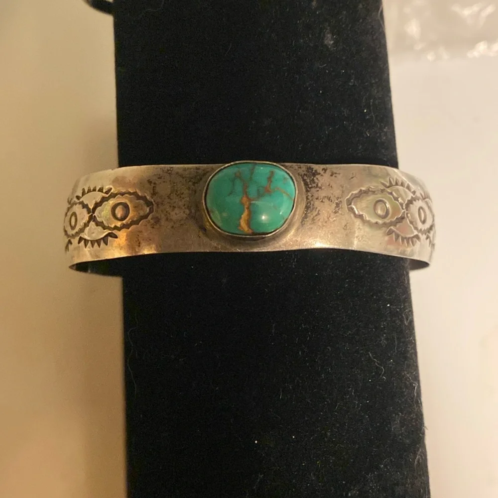 Antique 1920’s Native American Handmade Turquoise Sterling Cuff Bracelet - Picture 1 of 2